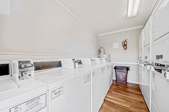 Modern Laundry Room at Brandemere Apartment Homes, North Carolina, 27106